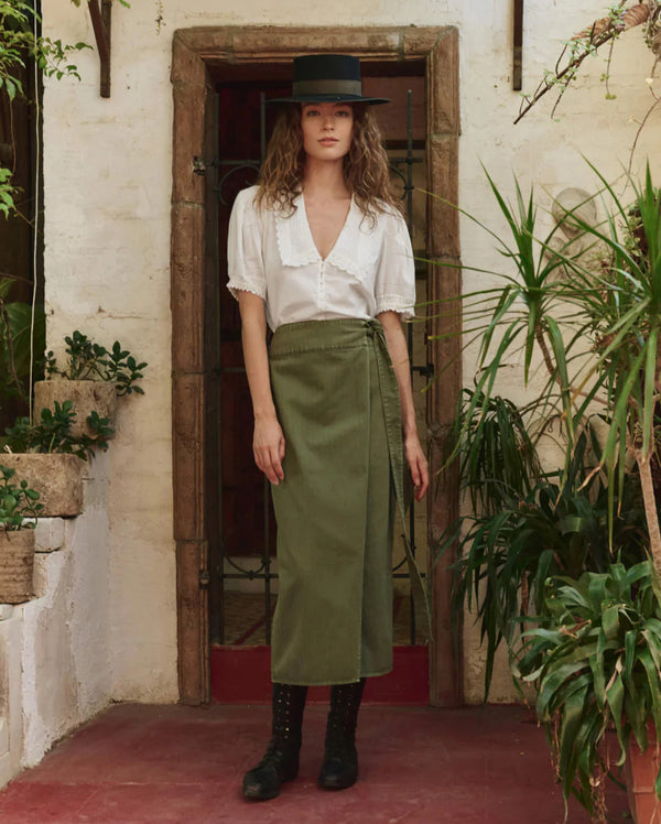 THE MANOR TOP WHITE