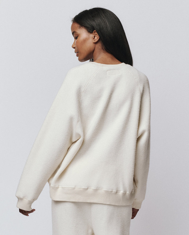 THE PLUSH SLOUCH SWEATSHIRT WASHED WHITE