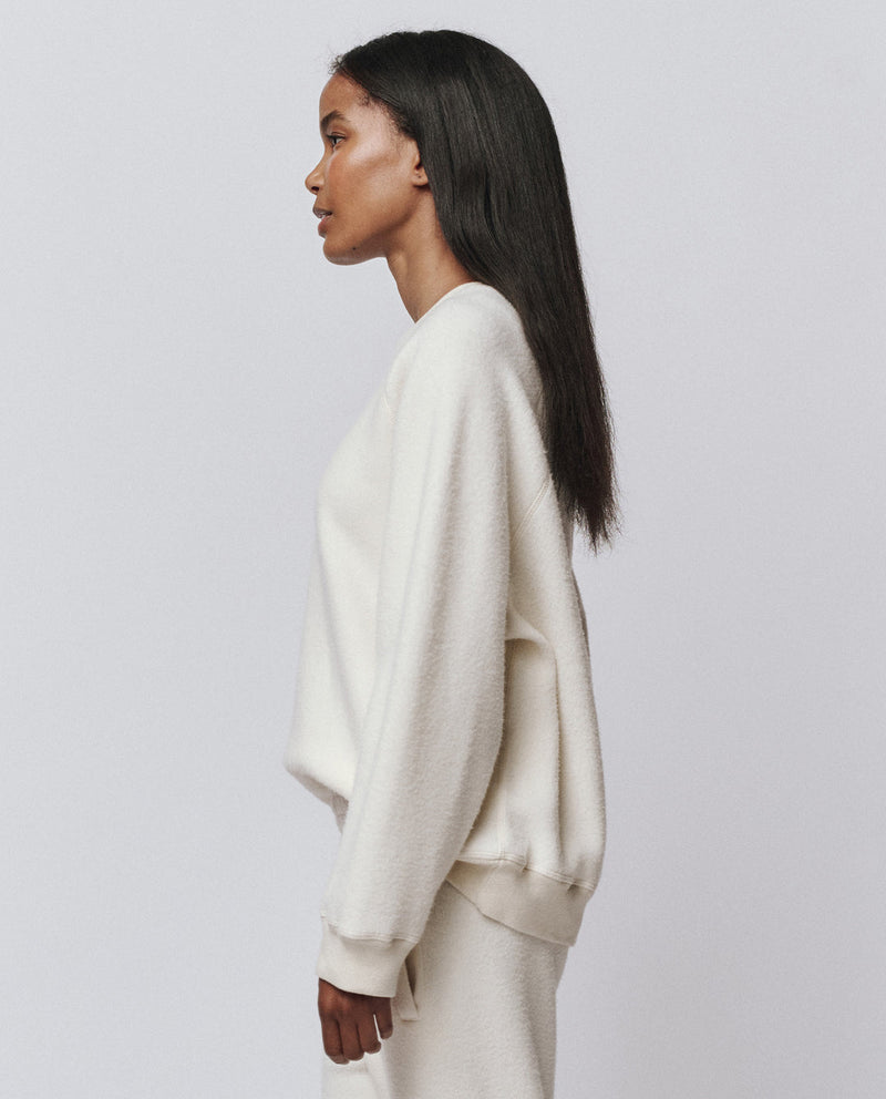 THE PLUSH SLOUCH SWEATSHIRT WASHED WHITE