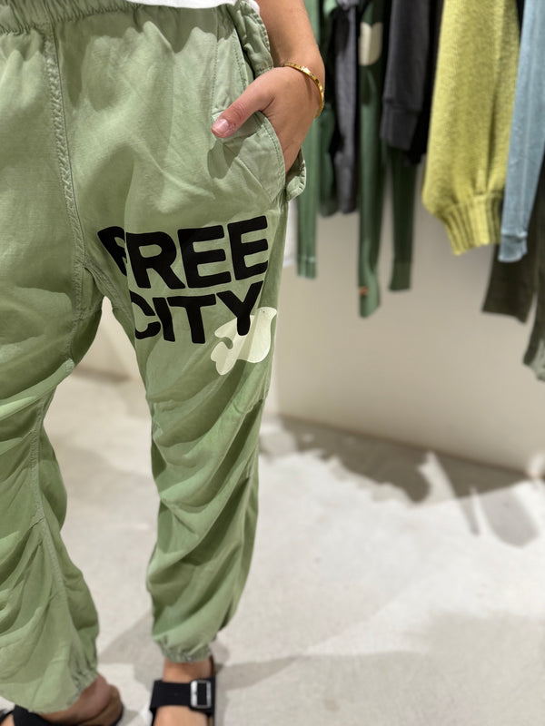FLAP/SNAP AIRJUMP PANT MOCHI