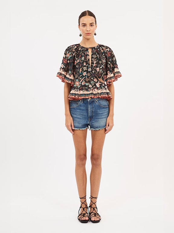 Alessia top in obsidian botanica
