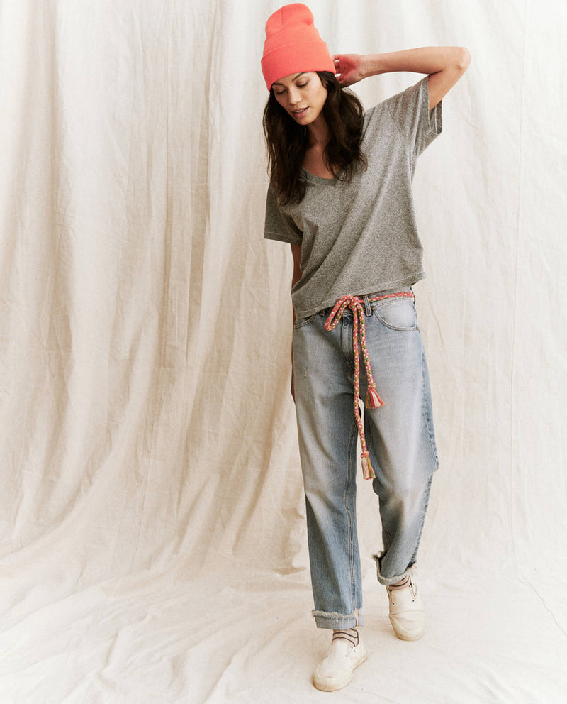 V neck tshirt in grey